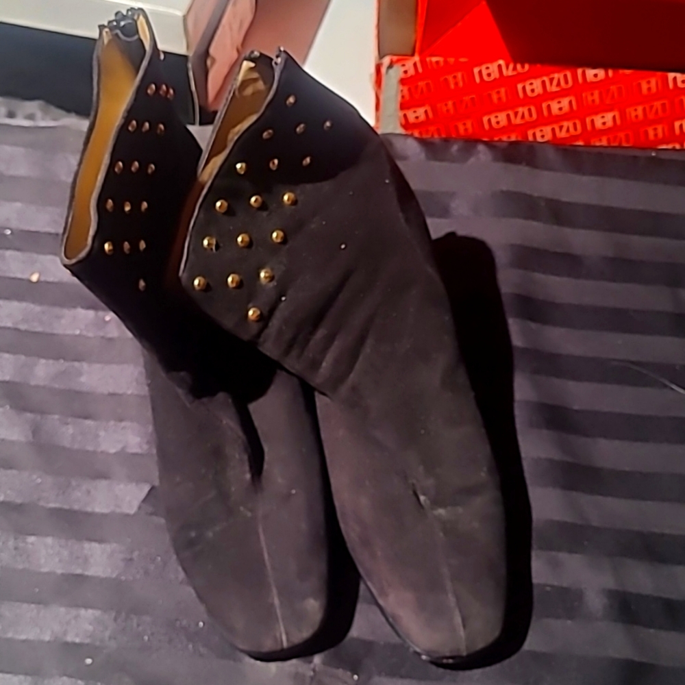 Velvet black ankle boots